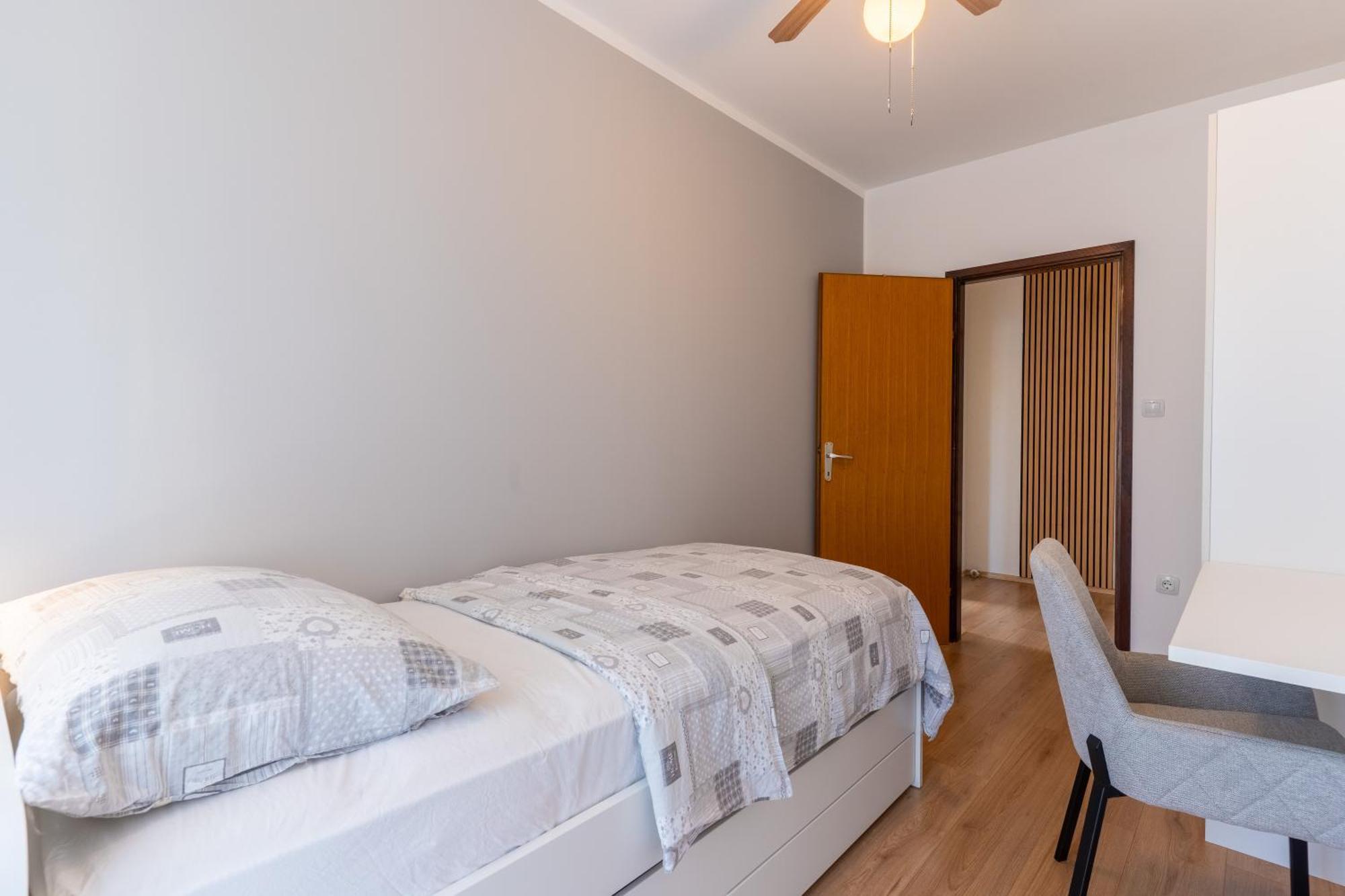 Apartments & Rooms Klemenc Cres Quarto foto